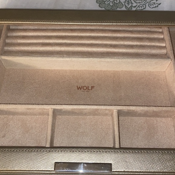 WOLF Lusterloc Pewter Jewelry Box - Picture 2 of 6